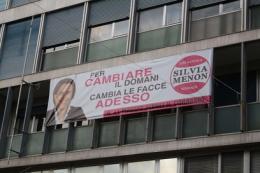 Manifesti elettorali irregolari <br/> il M5S richiama alle regole