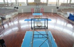 Palazzetto dello sport<br/>appena inaugurato, già da rifare