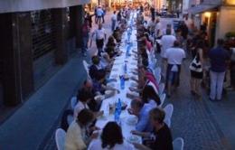 La Pensa parte alla grande <br/> con la tavolata sotto le stelle
