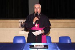 La carità vista dal vescovo <br/> la sua eredità raccolta in un libro