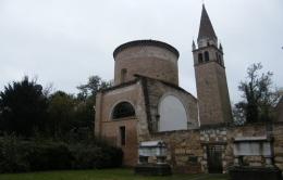 Scuola in Abbazia <br/> a serio rischio flop