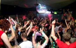 Rave party nel capannone <br/> due ragazzi finiscono a processo 