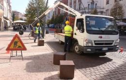 I cubi traslocano da Corso del Popolo<br/> e finiscono sul prato vicino al Cur