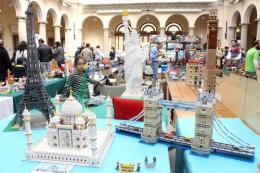 Robrick centra l'obiettivo <br/> i Lego invadono la città