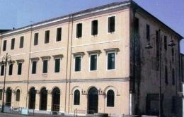 Lella Costa e Questioni di cuore al Serafin
