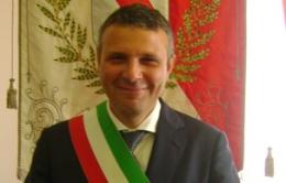Il sindaco Vitale vittima di stalking <br/> da parte di due coniugi per i sussidi