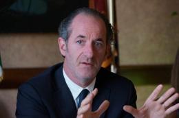 Profughi, il governatore Zaia: "Fare le barricate è super lecito"