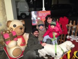 Selfie con tutta la famiglia <br/> assieme al simpatico Teddy Thun