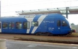 Littorina senza carburante <br/> i passeggeri se la fanno a piedi