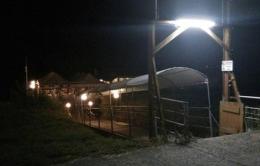 I predoni fanno razzìa <br/> nel barcone-ristorante sul Po