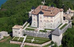Trentino, alla scoperta <br/> degli antichi manieri