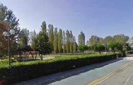 Stranieri ubriachi mezzi nudi al parco <br/> la segnalazione delle mamme