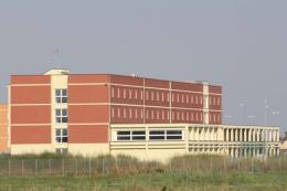 Droga e cellulari via drone in carcere: quattro arresti