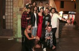 Solidarietà e beneficenza in piazza Vittorio coi baby musicisti