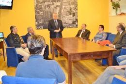 Il Prefetto fa visita agli anziani della casa di riposo