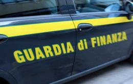 Controlli alla movida: niente scontrino e bevande a minori