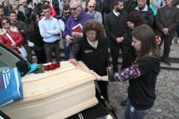 Il commosso addio al giovane campione