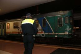 Sono già nove i venditori abusivi fermati e rispediti indietro dalla Polizia locale
