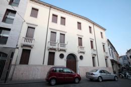 Il tribunale diventerà un alloggio per profughi?