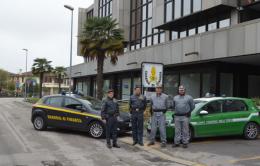 Trasportavano 43 quintali di ferro abusivamente: denunciati due rumeni