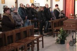 Tanta commozione in chiesa all'ultimo saluto a Miranda
