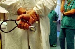 Donna di 70 anni muore di meningite