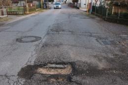Sei caduto in una buca? Peggio per te, dovevi saperlo che c'era