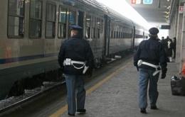 Nigeriano senza biglietto aggredisce capotreno e agente di polizia