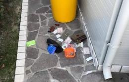 Raffica di furti nella notte a Pila, sparisce pure un'Audi A4