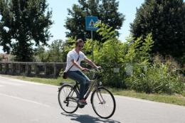 Una ciclabile galleggiante sul Canalbianco