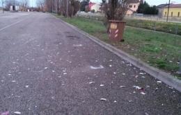 Esplode una bomba carta: timore tra i residenti