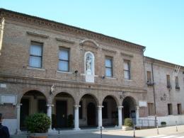 Riviera Mazzini, cinque panchine nel mirino dei vandali
