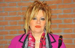 Layla Marangoni si candida a Taglio di Po e imbarca la sinistra