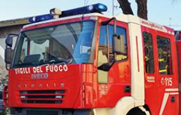Auto nel fosso, 78enne grave all'ospedale