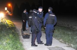 Tentata violenza vicino al centro profughi, indagini su duemila ospiti