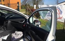 Rubano in auto. Ma solo aspirine