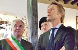 Il sindaco e il principe, che coppia!