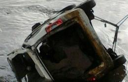 Dall'Adige in secca riemerge un'auto rubata