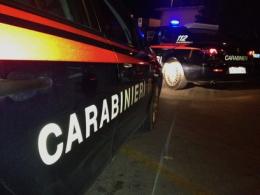 Schianto nella notte, l'automobilista scappa prima dell'arrivo dei soccorsi