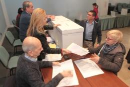 Primarie Pd: Renzi vince in tutte le sezioni e supera il 70%