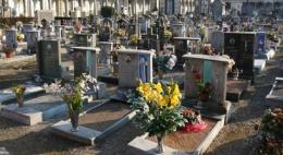 Cimitero, terreno di caccia di ladri e dispettosi