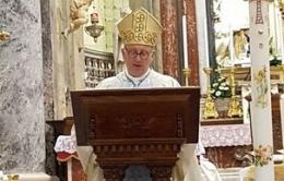 Il vescovo "fa fuori" il Centro Maria Bolognesi