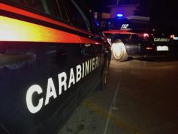Lo fa cadere dalla bici e scappa: morto un 62enne