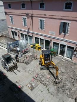 Piazza Oberdan, i lavori avanzano