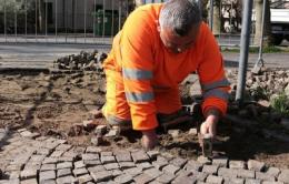 Porfidi, interventi in centro storico contro le buche da record