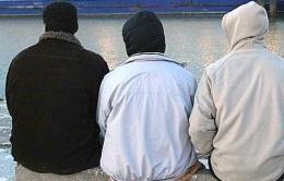 Arrivano 15 profughi, un'intera frazione scende in strada