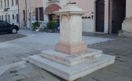 L'uragano distrugge la statua della Madonna