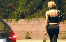 Propone sesso, ma la truffa non funziona