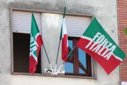 Fi riabbraccia gli ex e non dà diktat