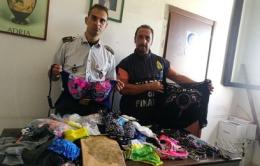 Abusivi in spiaggia, scatta il blitz
